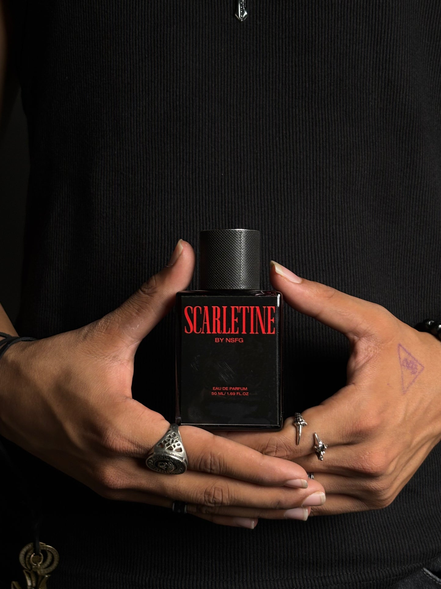 SCARLETINE EAU DE PARFUM | UNISEX FRAGRANCES